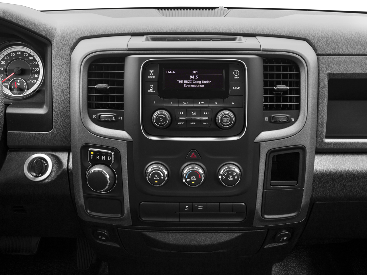 2017 RAM 1500 Express Crew Cab 4x4 5'7' Box