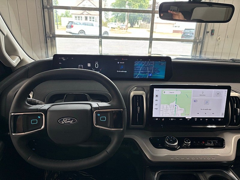 2027 Ford Expedition Active