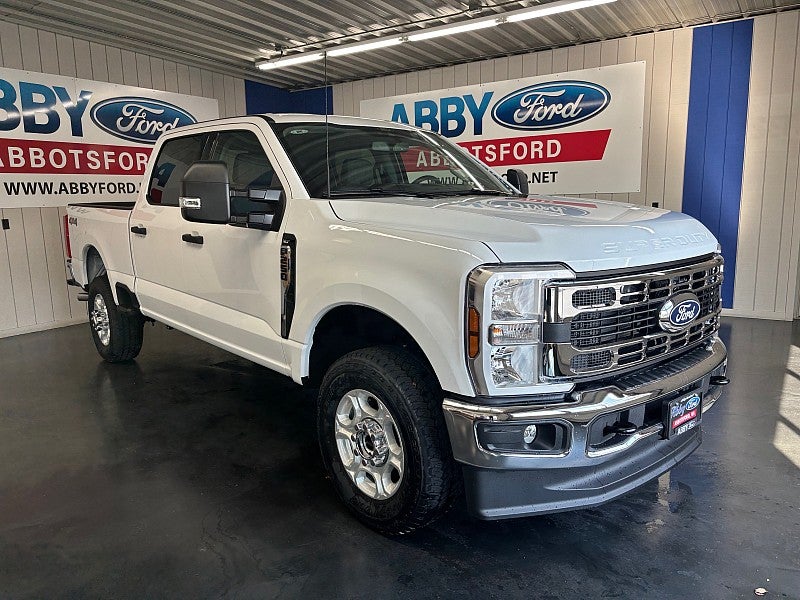 2027 Ford F-250 Super Duty XLT