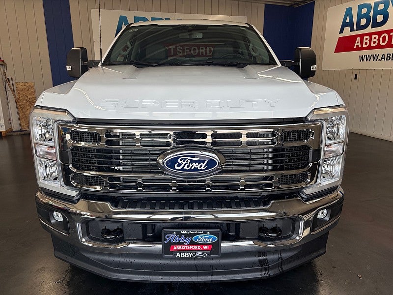 2027 Ford Super Duty F-250 SRW F-250® XLT
