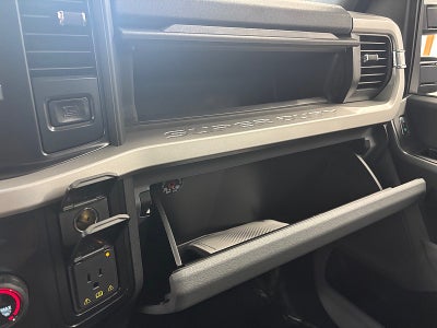 2027 Ford Super Duty F-250 SRW F-250® XLT