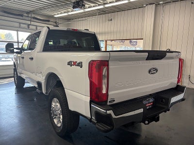 2027 Ford Super Duty F-250 SRW F-250® XLT