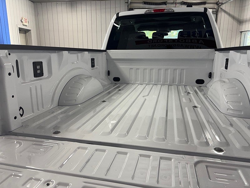 2027 Ford Super Duty F-250 SRW F-250® XLT