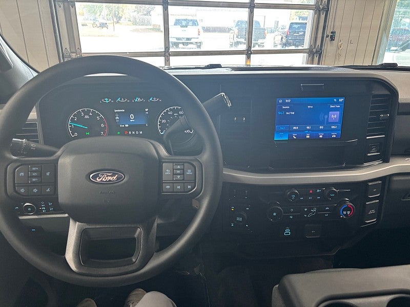 2027 Ford Super Duty F-250 SRW F-250® XLT