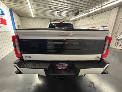 2027 Ford Super Duty F-250 SRW F-250® Platinum®