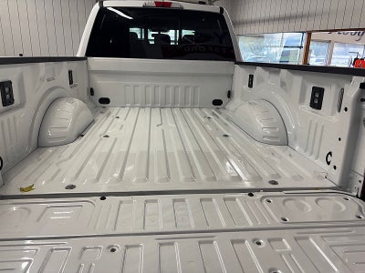 2027 Ford Super Duty F-250 SRW F-250® Platinum®