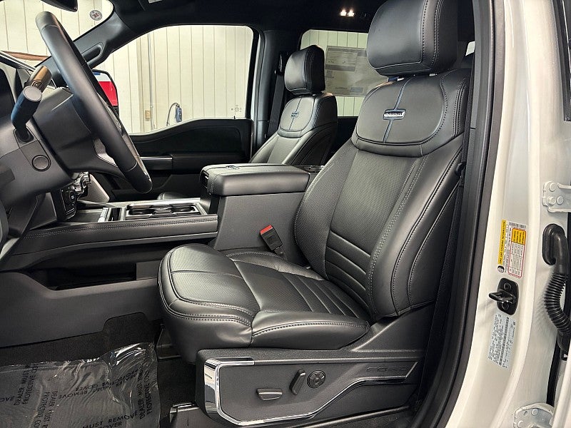 2027 Ford Super Duty F-250 SRW F-250® Platinum®