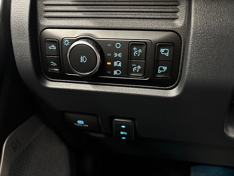 2027 Ford Super Duty F-250 SRW F-250® Platinum®