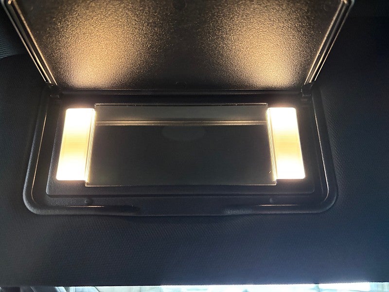 2027 Ford Super Duty F-250 SRW F-250® Platinum®