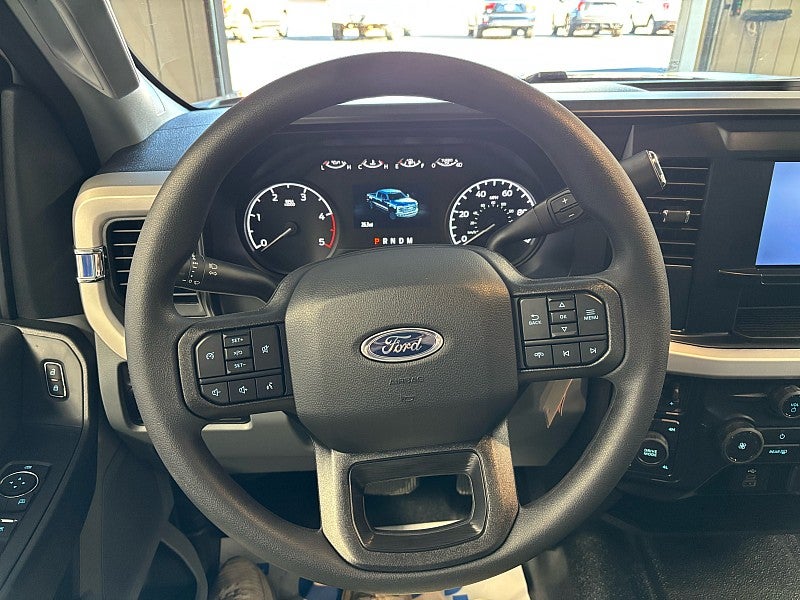 2026 Ford F-350 Super Duty XL - Photo 12
