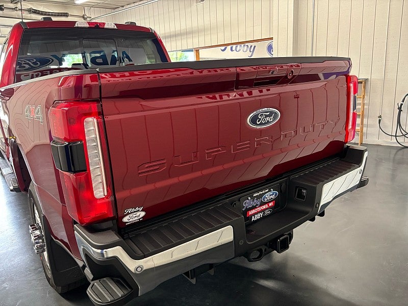 2026 Ford Super Duty F-350 SRW F-350® XLT