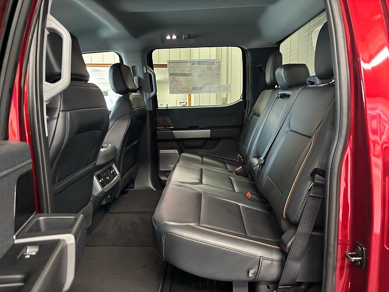 2026 Ford Super Duty F-350 SRW LARIAT