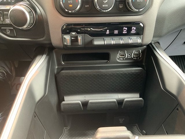 2022 RAM 1500 Big Horn Quad Cab 4x4 6'4' Box