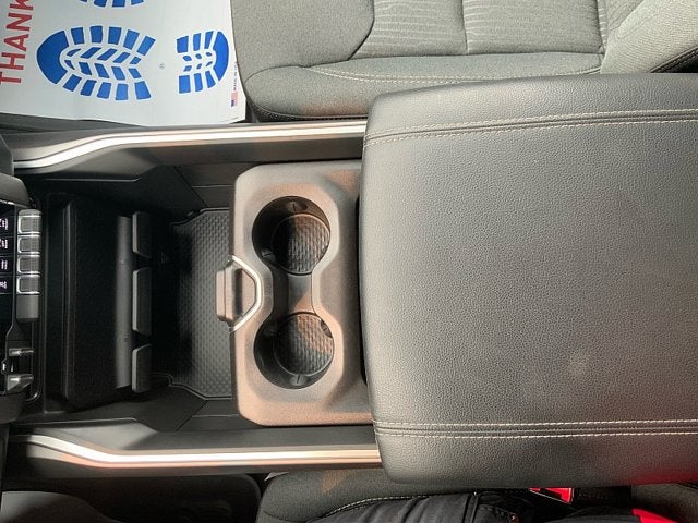 2022 RAM 1500 Big Horn Quad Cab 4x4 6'4' Box