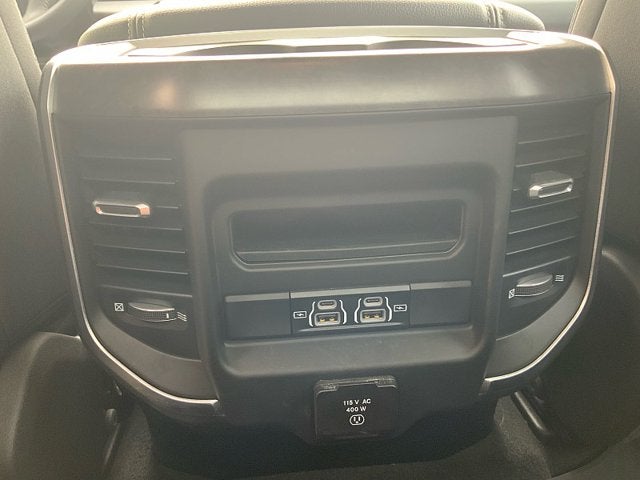 2022 RAM 1500 Big Horn Quad Cab 4x4 6'4' Box