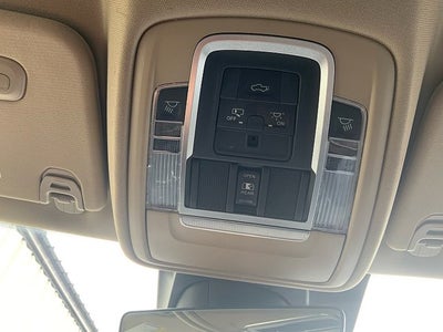 2021 RAM 1500 Laramie Crew Cab 4x4 5'7' Box