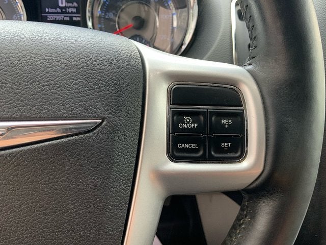 2015 Chrysler Town & Country Touring