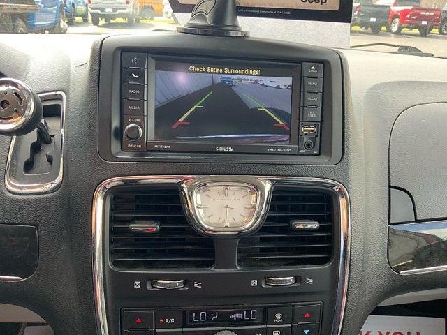 2015 Chrysler Town & Country Touring