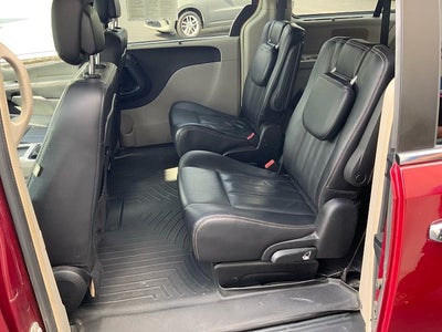 2015 Chrysler Town & Country Touring