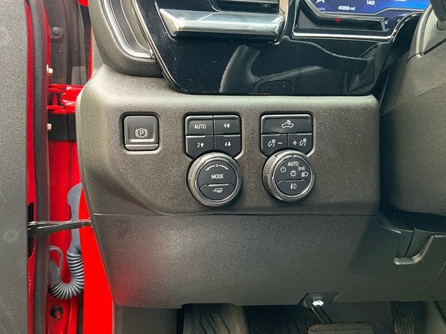 2023 Chevrolet Silverado 1500 4WD Crew Cab Short Bed RST