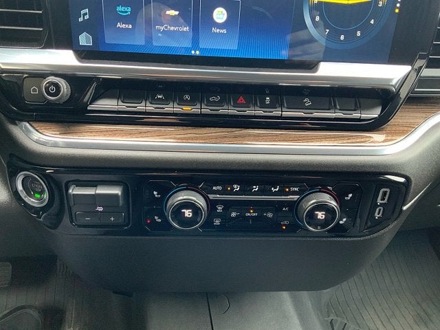 2023 Chevrolet Silverado 1500 4WD Crew Cab Short Bed RST