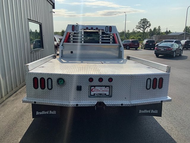 2018 RAM 3500 Chassis Tradesman/SLT/Laramie