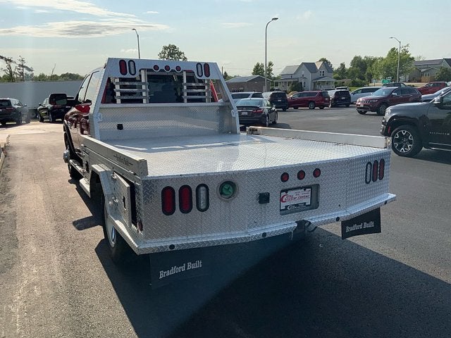 2018 RAM 3500 Chassis Tradesman/SLT/Laramie