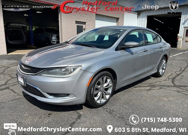2015 Chrysler 200 S