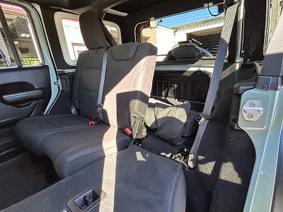 2023 Jeep Wrangler 4-Door Sport Altitude 4x4