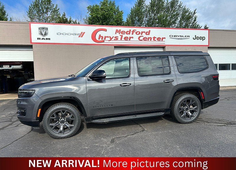 2025 Jeep Wagoneer Series II Carbide