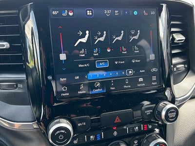 2024 RAM 1500 Laramie Crew Cab 4x4 5'7' Box